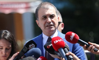 AK Parti Sözcüsü Çelik: Ülkemiz salgınla güçlü bir şekilde mücadele ediyor