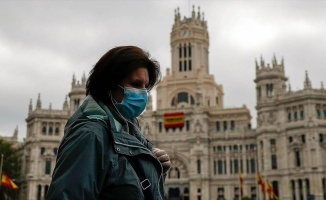 İspanya&#39;da Kovid-19/ koronavirüs kaynaklı can kaybı 25 bin 857&#39;ye yükseldi