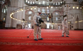 İstanbul'un camilerindeki mahzunluk yarın yerini sevince bırakacak