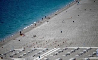 Antalya&#039;da sahiller hareketlendi