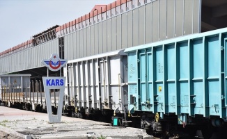 Bakü-Tiflis-Kars Demir Yolu Hattı 'Kovid-19 süreci'nde Türkiye'nin dışa açılan ticaret yolu oldu