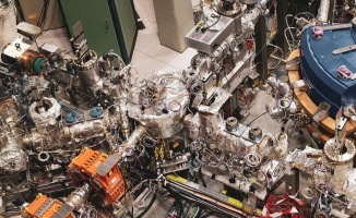 CERN&#039;deki Büyük Hadron Çarpıştırıcısı atom altı parçacığı ortaya çıkardı