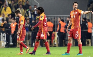 Galatasaray zirveden uzaklaşıyor