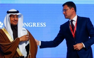 OPEC, üretim kesintisinin uzatılmasının ardından basın toplantısı düzenledi