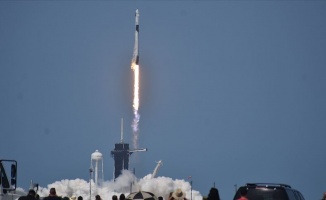 SpaceX&#039;in tarihi fırlatışı gerçekleştiren yeniden kullanılabilir roketi karaya ulaştı