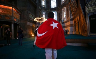 Ayasofya-i Kebir Cami-i Şerifi&#39;ndeki cuma namazı Amerikan basınında yankı buldu