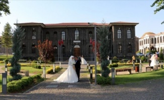 Pandemi sürecinde çiftlerin fotoğraf mekanı tarihi &#039;İçkale&#039; oldu