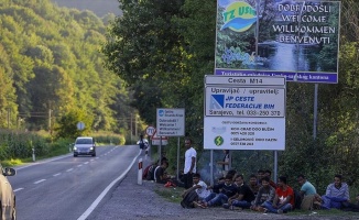Bosna Hersek&#039;teki karmaşık siyasi yapı göçmenleri de etkiledi
