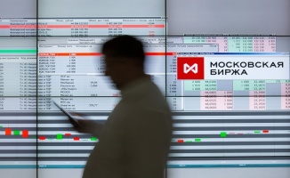 Rusya borsası haftaya ılımlı büyüme ile başladı