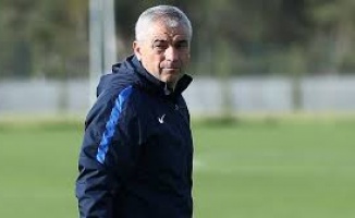 Sivasspor Teknik Direktörü Çalımbay: Çok zor bir fikstür ve çok zorlu maçlar bizleri bekliyor