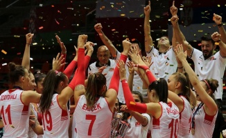 Türkiye 19 Yaş Altı Kız Voleybol Milli Takımı'nda Avrupa Şampiyonluğu sevinci