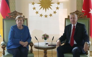 Cumhurbaşkanı Erdoğan ile Almanya Başbakanı Merkel video konferansla görüştü