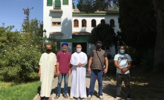 Granada'daki Müslüman toplumu Endülüs İslam kültürünü koruyup geliştirmek için yardım bekliyor