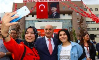 Keçiören Belediyesi&#039;nden üniversite öğrencilerine burs müjdesi