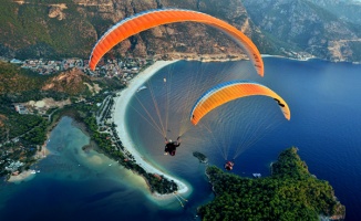 Kommersant: Rus tur operatörleri yurtdışı turlarda para kazanamadı