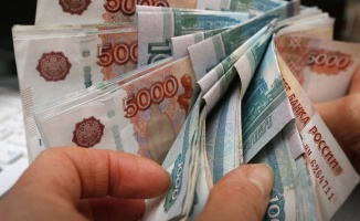 Rusya&#039;da asgari ücretin saatte 150 rubleye çıkarılması için yasa tasarısı