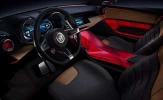 Storie Alfa Romeo web serisi 156 modeli ile sürüyor