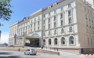 Türk işadamı Yılmaz Yıldırımlar, Rusya&#039;da Radisson Ulyanovsk otelinin açılışını yaptı