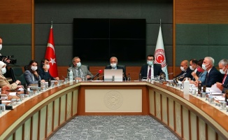 Enerji alanında düzenlemeler içeren kanun teklifi komisyonda kabul edildi