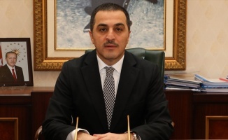 Görevden uzaklaştırılan Kars Belediye Başkanı Bilgen'in yerine Kars Valisi Öksüz görevlendirildi