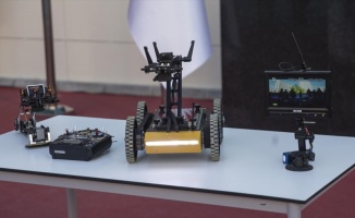 Lise öğrencilerinin bomba imha robotu &#039;Naim&#039; tanıtıldı