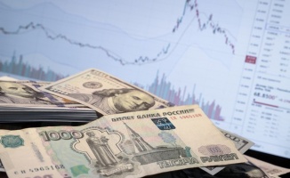 Rus uzman Zaytseva, Ekim sonunda ruble döviz kurunun ne olacağını söyledi