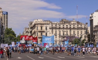Arjantin&#039;de hükümete destek gösterisi