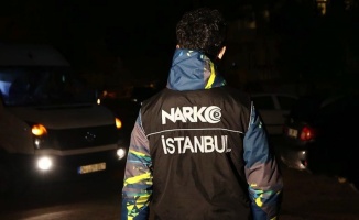 İstanbul&#039;da yaklaşık 1 yıl süren takibin ardından düzenlenen uyuşturucu operasyonunda çok sayıda şüpheli yakalandı