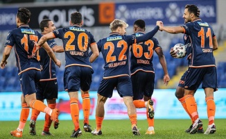 Medipol Başakşehir sahasında Gençlerbirliği'ni 2-1 yendi
