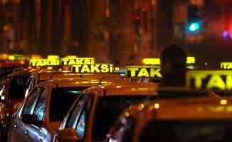 İstanbul&#039;da taksi, minibüs ve dolmuş ücretlerine yüzde 11 zam yapıldı