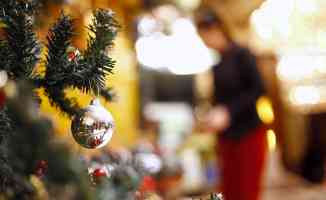 Yeni yıl hazırlıkları “yılbaşı ağacı ve süsü“ satışını 3 kat artırdı
