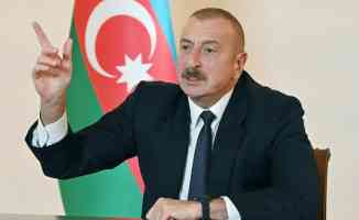 Aliyev&#039;den Ermeni lider Koçaryan&#039;a sert tepki: Kirletilen camiimizde fotoğraf bile çektiriyorsun!