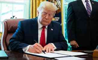Trump, Venezuelalıların sınır dışı edilmesini 18 ay erteleyen kararnameyi imzaladı