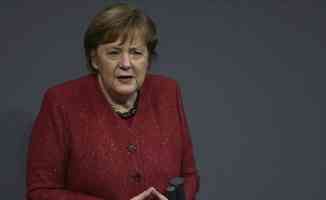 Almanya Başbakanı Merkel: Irkçılık ve nefret zehirdir