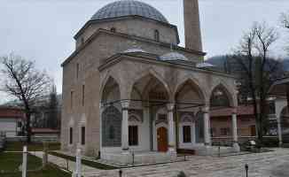Bosna Hersek&#039;teki tarihi Alaca Cami&#039;nin minaresinde &#039;silahlı saldırı&#039; kaynaklı hasar tespit edildi