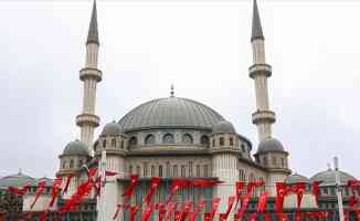 Taksim Meydanı&#039;nda inşaatı süren caminin yapımında sona gelindi