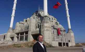 Trabzon&#039;da aynı anda 10 bin kişinin ibadet edebileceği caminin kaba inşaatı tamam
