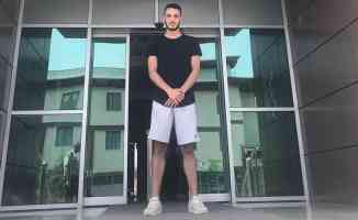 Trabzonsporlu futbolcu Faruk Can Genç hayalini kurduğu formaya kavuştu