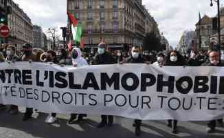 Fransa&#039;da &#039;ayrılıkçı&#039; yasa tasarısı ve İslamofobi&#039;ye karşı gösteriler devam ediyor