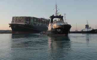 Uluslararası veriler Süveyş Kanalı’nda gemi geçişlerinin normal seyrettiğini teyit etti