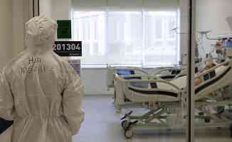 Ankara Şehir Hastanesi Kovid-19 yoğun bakım ünitesi kapılarını AA&#039;ya açtı