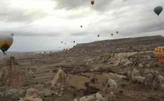 Kapadokya&#039;da sıcak hava balon turları rüzgar nedeniyle 3 gündür yapılamıyor