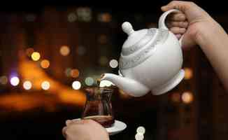 Ramazanda &#039;sıvı ihtiyacı ile çay tüketimini birbiriyle karıştırmayın&#039; uyarısı