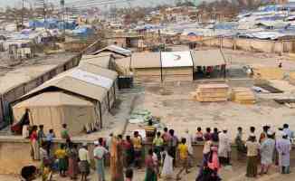 Türkiye, Bangladeş&#039;te mülteci kampındaki yangında tahrip olan sahra hastanesini yeniden inşa ediyor