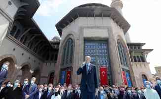 Cumhurbaşkanı Erdoğan: Taksim Camimiz, İstanbul&#039;un sembolleri arasındaki seçkin yerini şimdiden almıştır