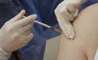 Dünya genelinde 1,21 milyardan fazla doz Kovid-19 aşısı yapıldı