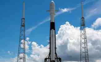 SpaceX &#039;Yıldız Savaşları Günü&#039;nde 60 Starlink uydusunu uzaya yolladı