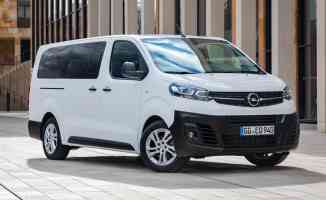 Yeni Opel Vivaro-e&#039;nin IVOTY Ödülü, Opel CEO&#039;su Lohscheller&#039;e verildi