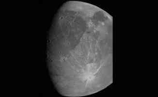 NASA&#039;nın Jüpiter keşif aracı Juno, gezegenin uydusu Ganymede&#039;i fotoğrafladı