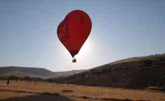 Göbeklitepe&#039;de sezonun ilk sıcak hava balonu uçuşu gerçekleştirildi